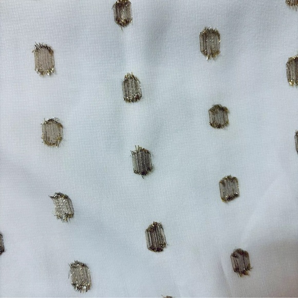 Crown & Ivy Women’s Size L Tunic Top White Gold Accents Holiday - Picture 8 of 10